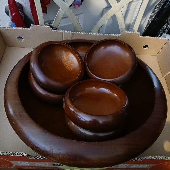 Vintage Wooden Bowls Other - 🍜🍲 7 RUSTIC WOOD SALAD BOWLS 🍜🍲A FANTASTIC "VINTAGE" GIFT.🎁